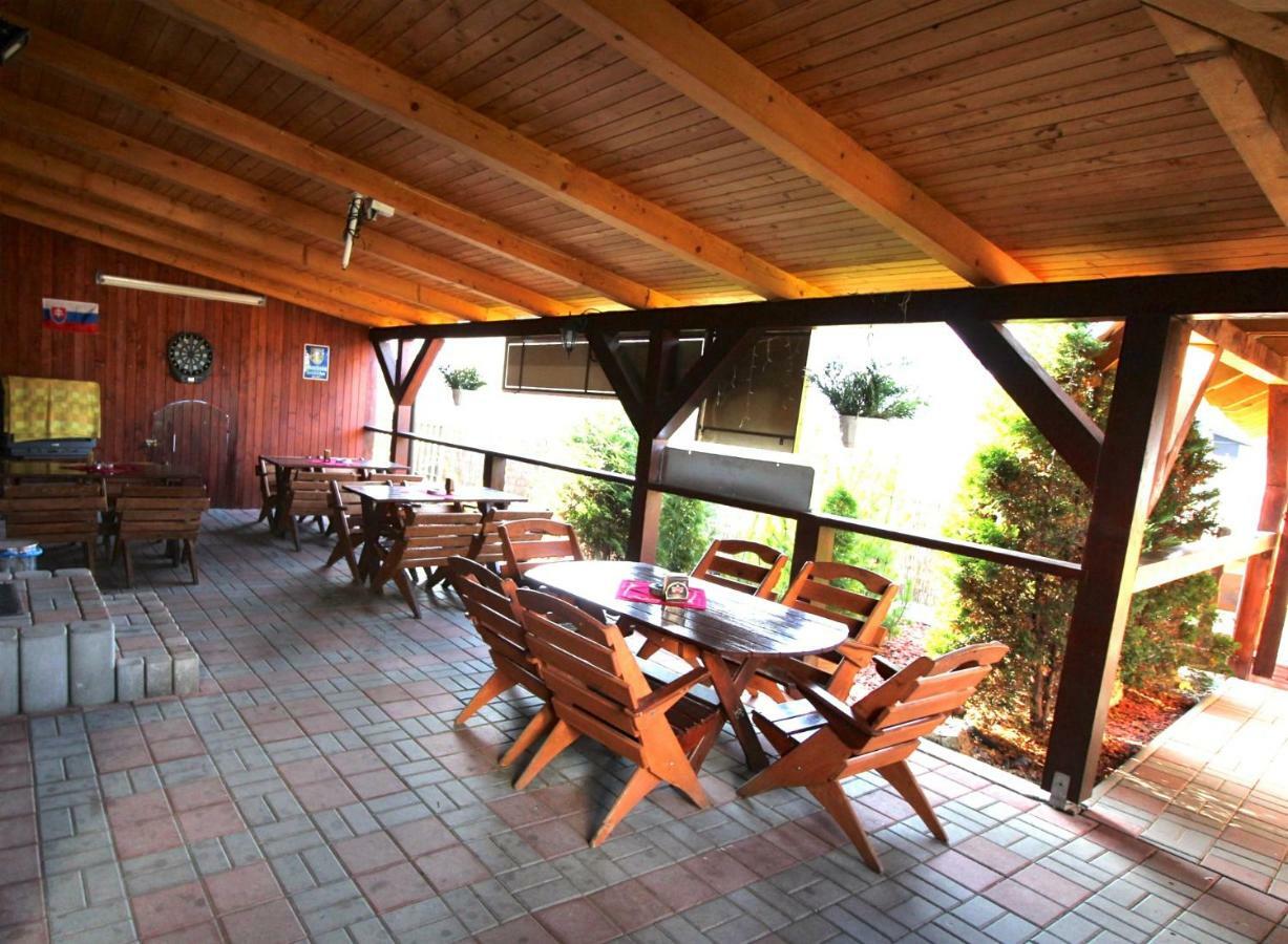 Penzion Saty Liptovske Sliace Exterior photo